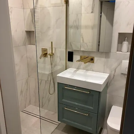 Lazurowy شقة ليبا